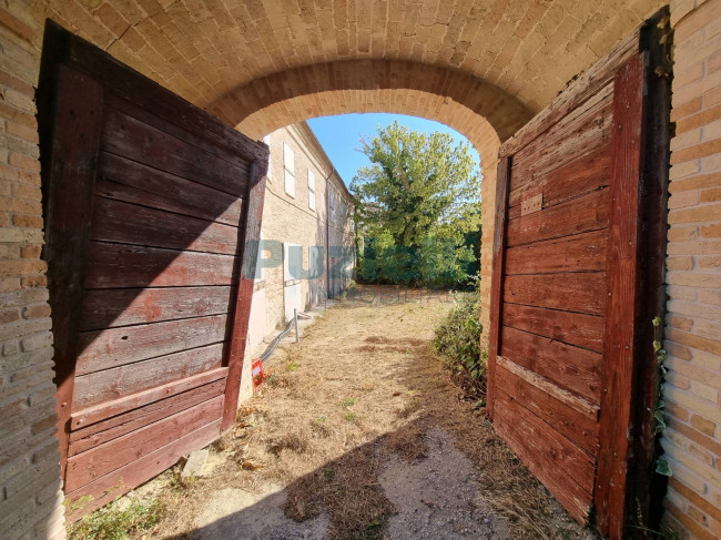 Casa indipendente in vendita a Lapedona