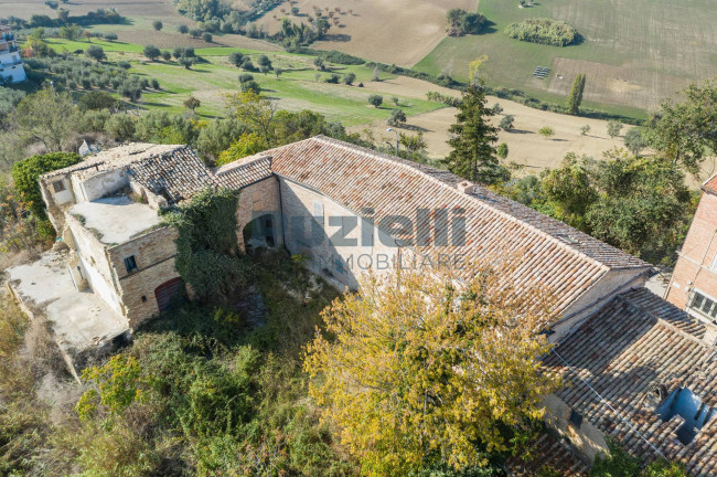 Casa indipendente in vendita a Lapedona