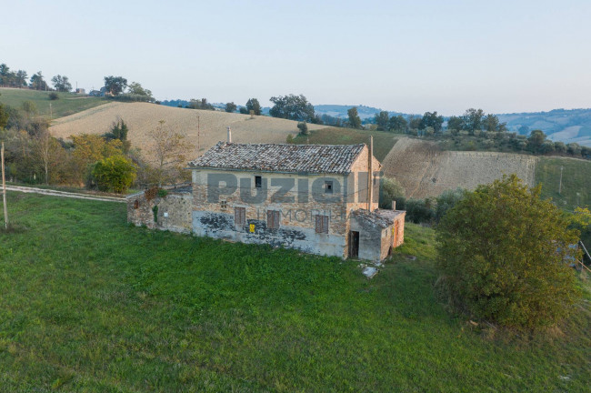  for sale in Montegiorgio