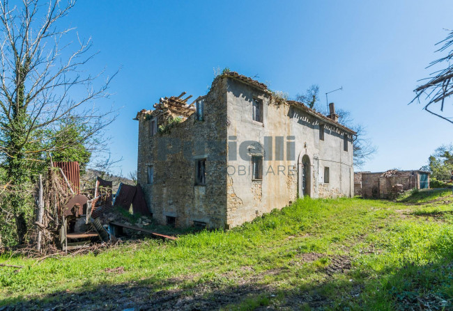 Rustico in vendita a Penna San Giovanni