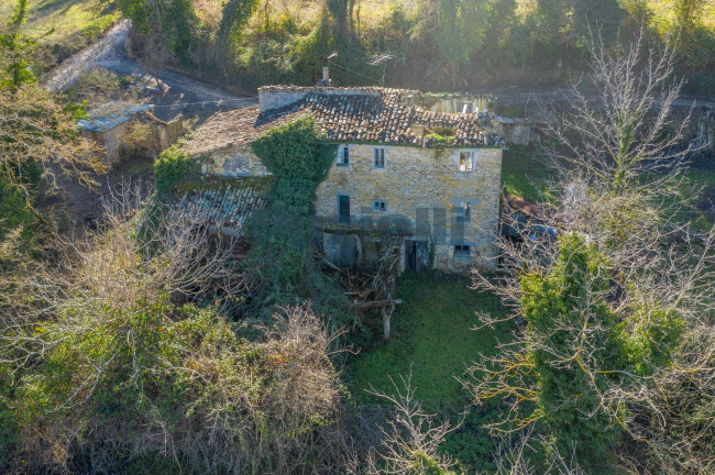 Rustico in vendita a Penna San Giovanni