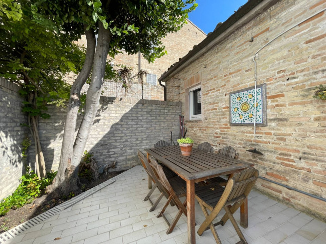 Casa indipendente in vendita a Fermo