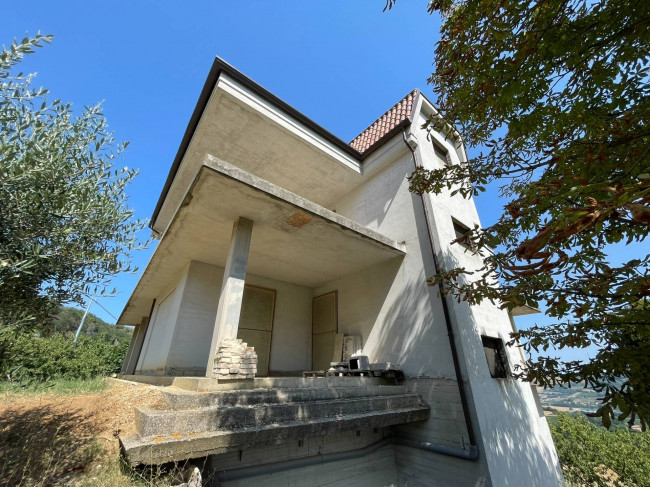 Casa singola in vendita a Monterubbiano