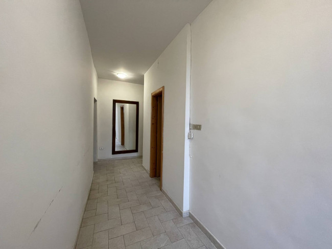  for rent in Fermo