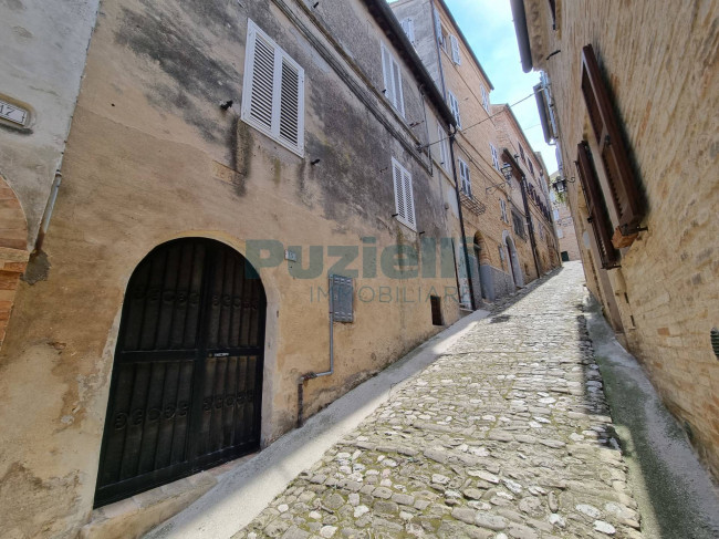 Casa indipendente in affitto a Fermo