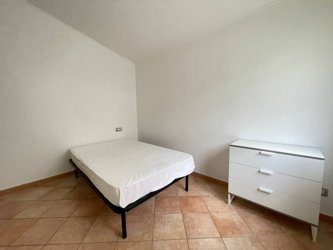  for rent in Fermo