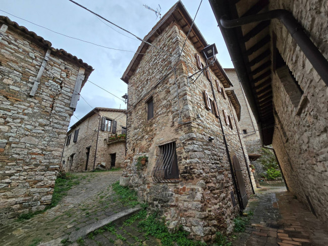 Casa indipendente in vendita a Caldarola