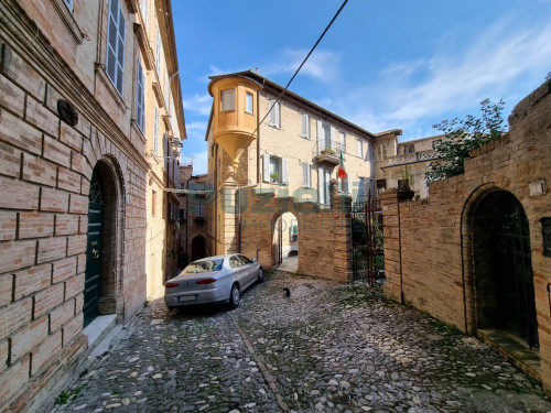  for rent in Fermo