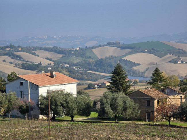 Casa singola in vendita a Monte Rinaldo