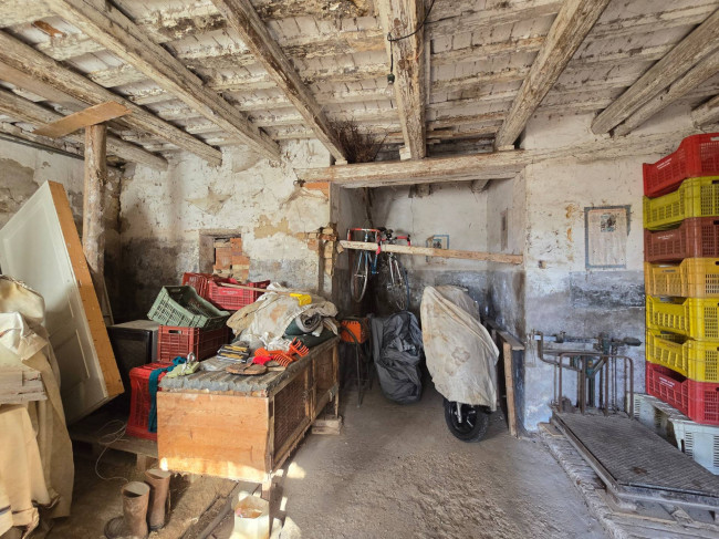 Rustico in vendita a Fermo