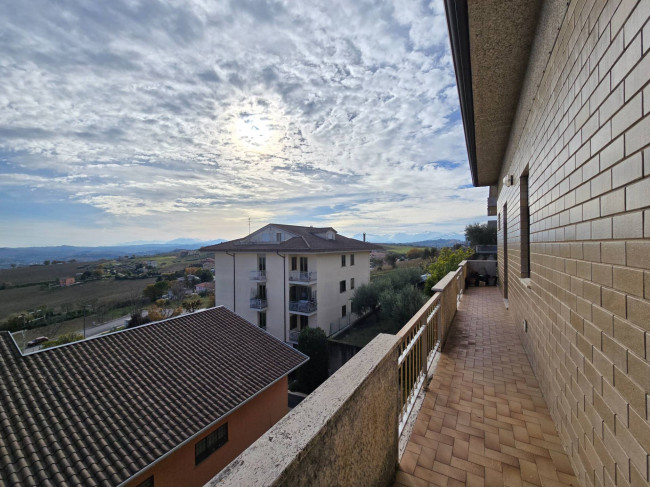 Appartamento in vendita a Rapagnano