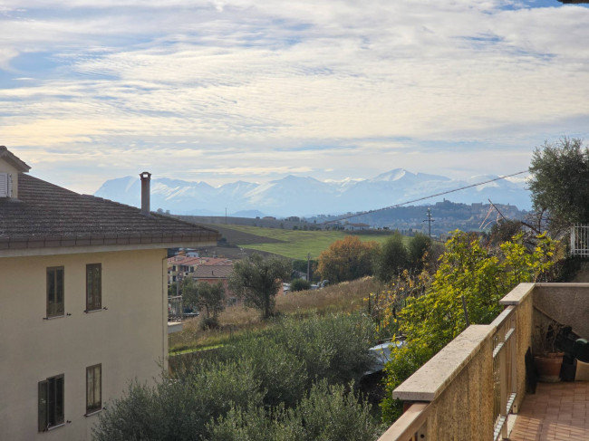 Appartamento in vendita a Rapagnano