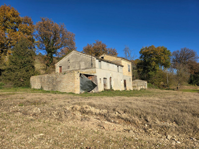  for sale in Montegiorgio