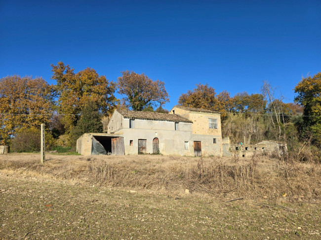  for sale in Montegiorgio