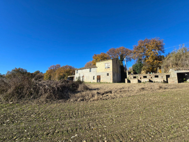  for sale in Montegiorgio