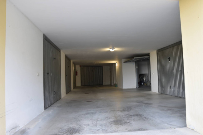  for rent in Fermo