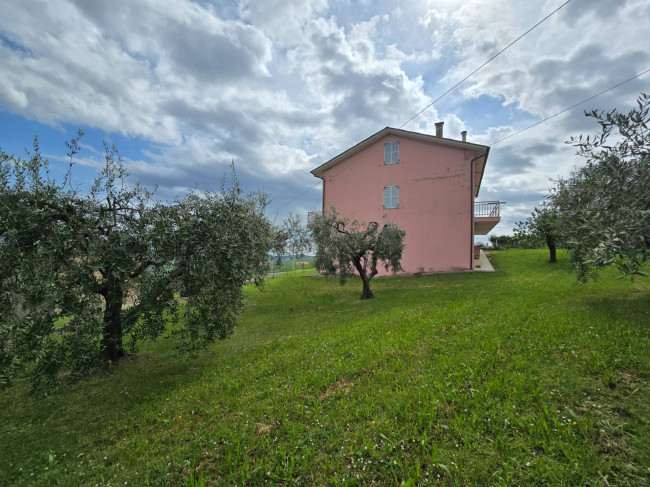 Casa singola in vendita a Monte Rinaldo