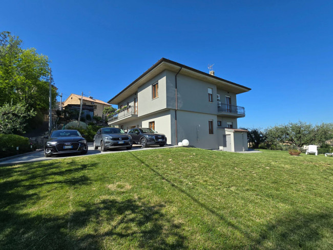 Casa singola in vendita a Belmonte Piceno