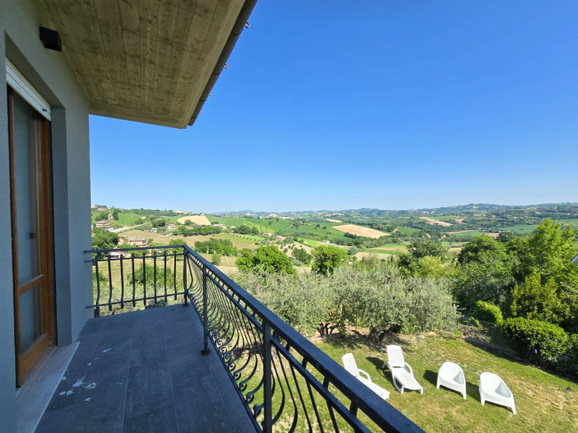 Casa singola in vendita a Belmonte Piceno