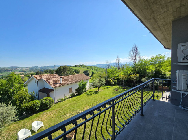 Casa singola in vendita a Belmonte Piceno