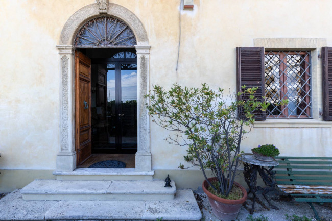 Villa in vendita a Cupra Marittima
