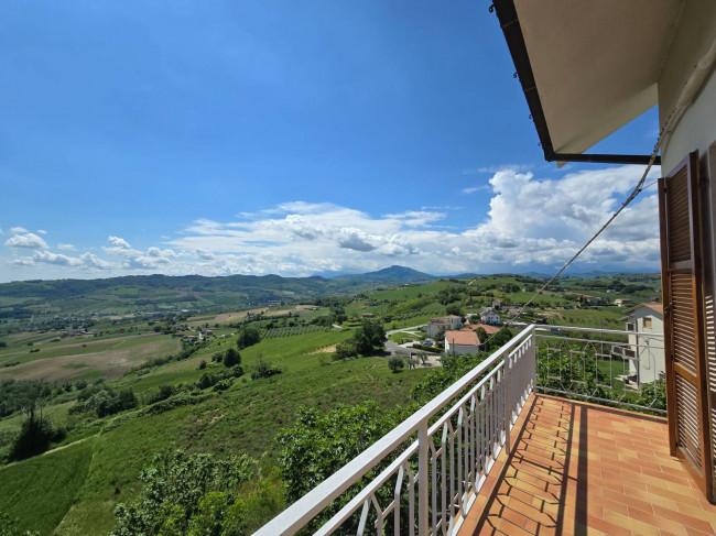 Casa singola in vendita a Monte Rinaldo