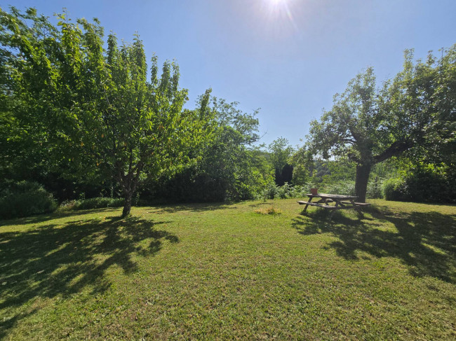  for sale in Montefalcone Appennino