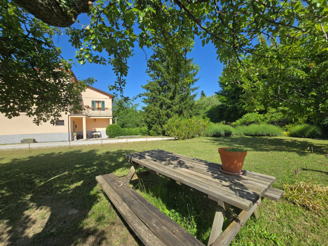  for sale in Montefalcone Appennino