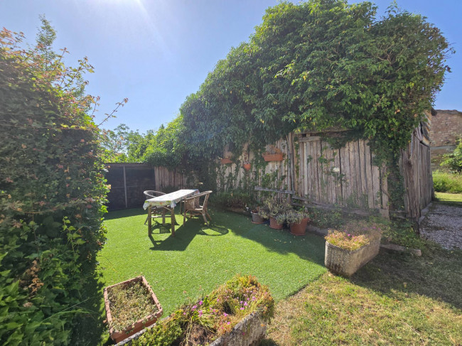  for sale in Montefalcone Appennino