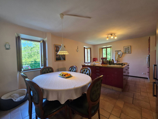  for sale in Montefalcone Appennino