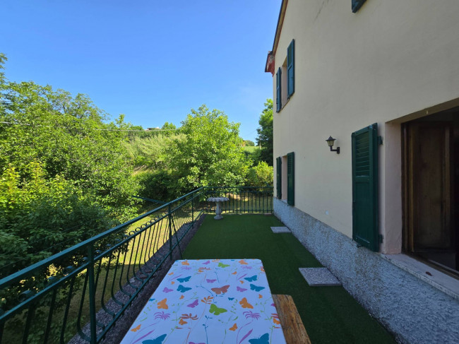  for sale in Montefalcone Appennino