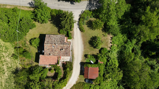  for sale in Montefalcone Appennino