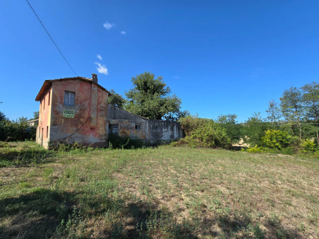 Rustico in vendita a Fermo