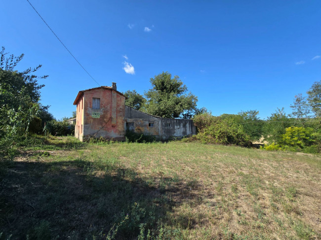 Rustico in vendita a Fermo
