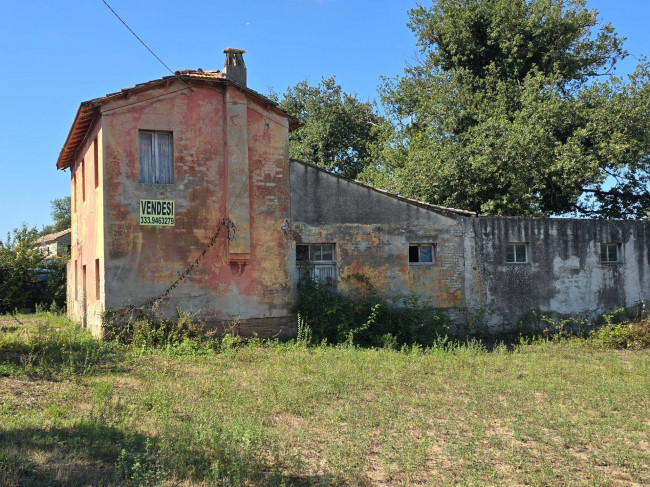 Rustico in vendita a Fermo