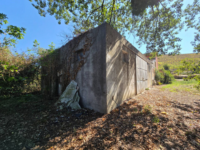 Rustico in vendita a Fermo