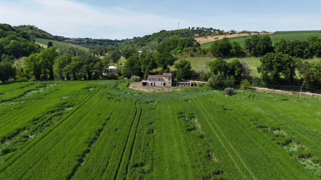 Casale in vendita a Montegiorgio