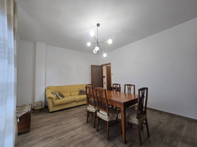  for rent in Fermo