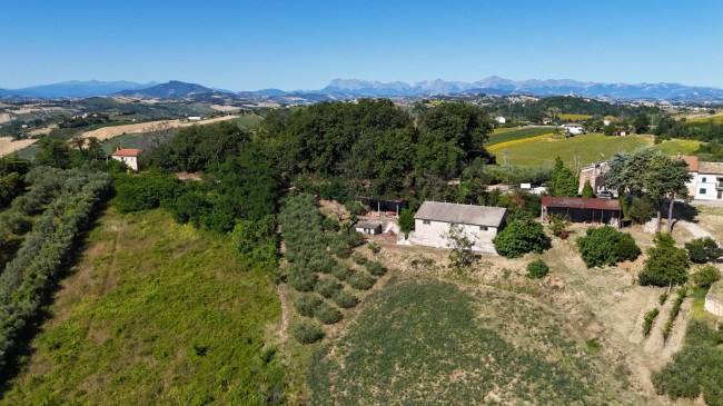Casa indipendente in vendita a Monterubbiano