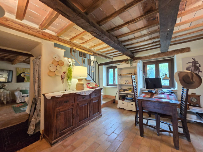 Casale in vendita a Sarnano