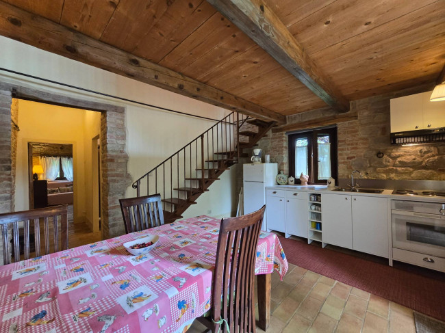Casale in vendita a Sarnano