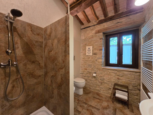 Casale in vendita a Sarnano