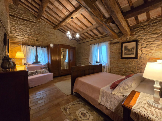 Casale in vendita a Sarnano