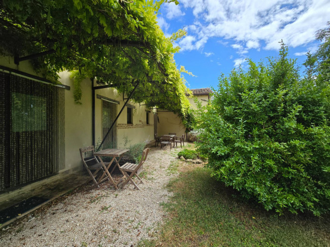 Casale in vendita a Sarnano