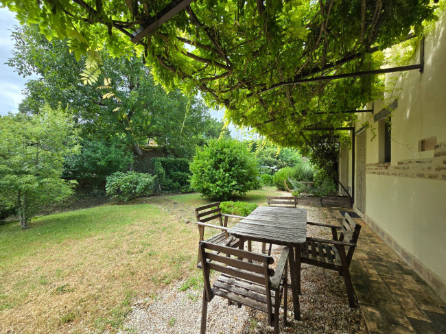 Casale in vendita a Sarnano