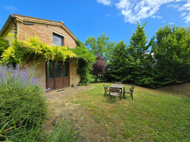 Casale in vendita a Sarnano