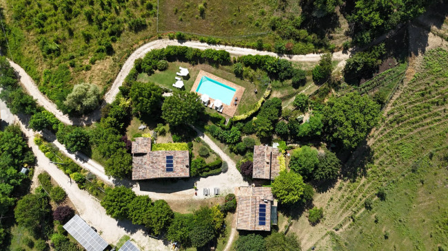 Casale in vendita a Sarnano