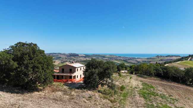 Casale in vendita a Lapedona