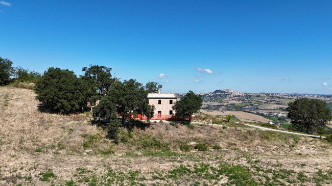 Casale in vendita a Lapedona