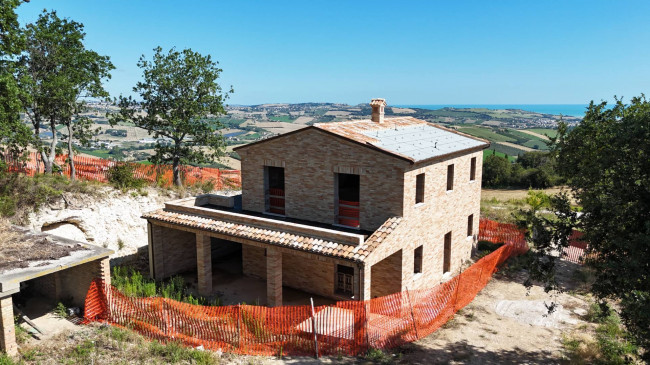 Casale in vendita a Lapedona